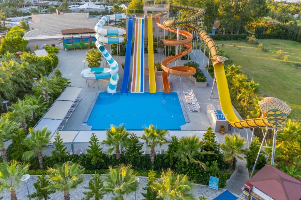 Почивка в Анталия с чартър от София- SUNMELIA BEACH RESORT HOTEL